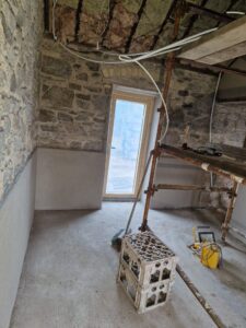 Plastering / pointing Lime mortar